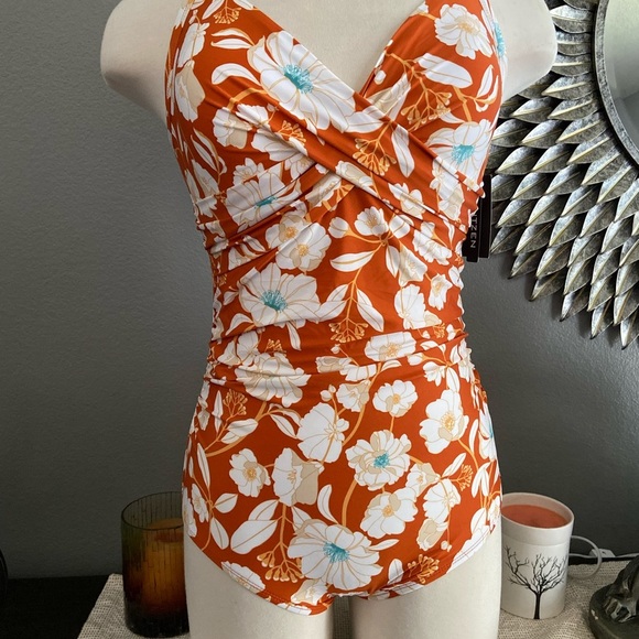 JANTZEN women’s Swimwear - Picture 9 of 14